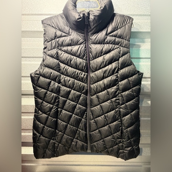 Big Chill Jackets & Blazers - Big Chill Black Quilted Vest